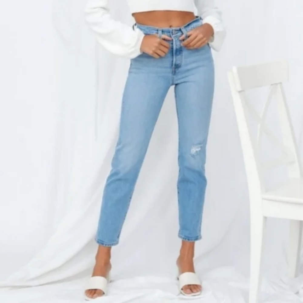 Levi's Wedgie Crop Straight Leg Jeans Distressed Tango Blue - Picture 6 of 16